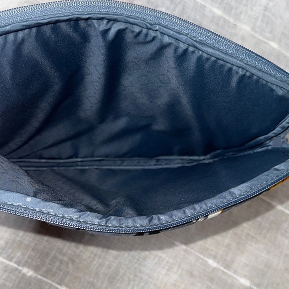 Vera Bradley Coastal Paradise Pattern Tablet Protection Zippered Case NWOT - Picture 6 of 13